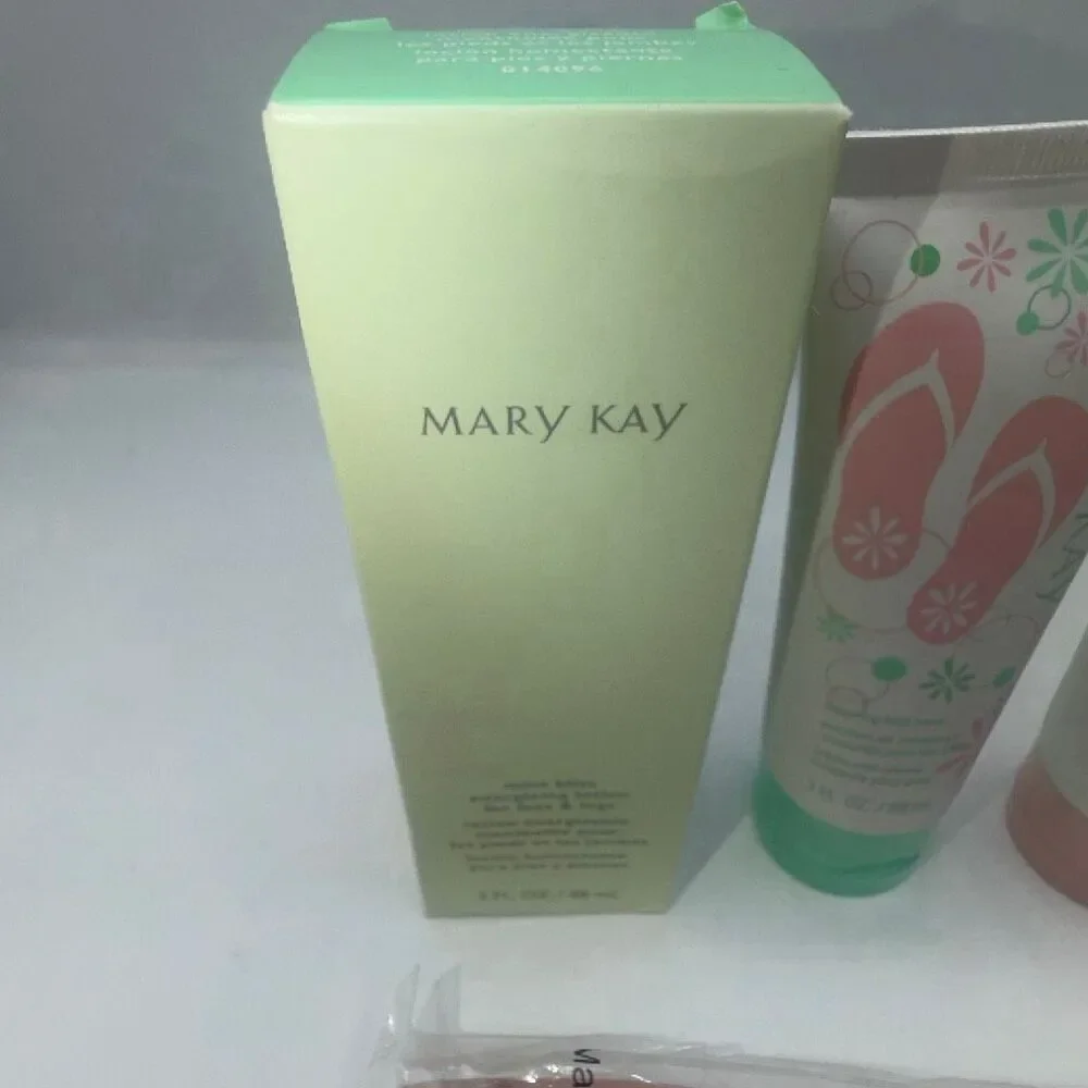 MARY KAY Mint Bliss Foot Care Set-3 Fl oz